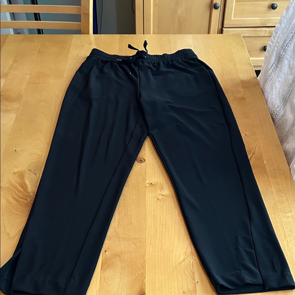 Joie Women's Black Cropped Pants